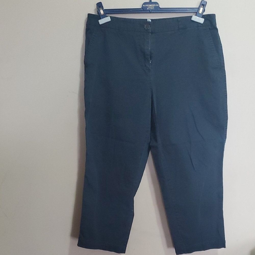 Tradition Country Collection Dark Navy Blue Cropped Pants Size 14p